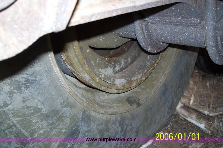 image for item 1001 1998 Great Dane Dry Van