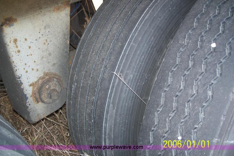 image for item 1002 1998 Great Dane Dry Van