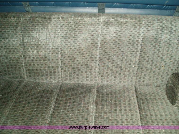 image for item 1337 2003 Kenworth T600 semi truck