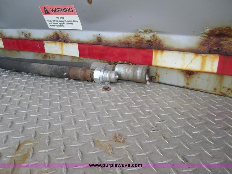 image for item 2985 2000 Flowboy CB4000 42' trailer