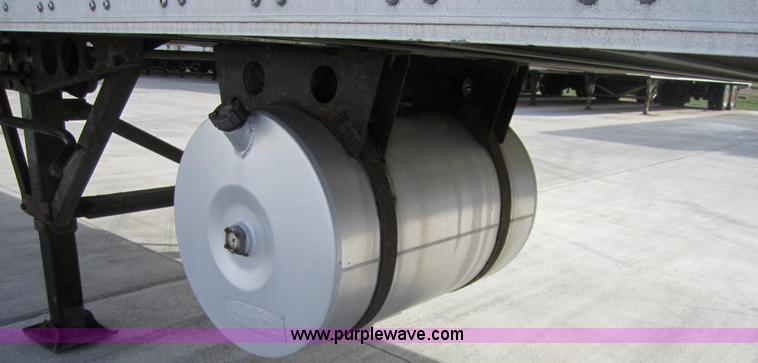 image for item 3773 2002 Wabash 53' reefer van trailer