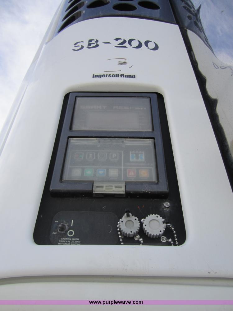 image for item 3773 2002 Wabash 53' reefer van trailer