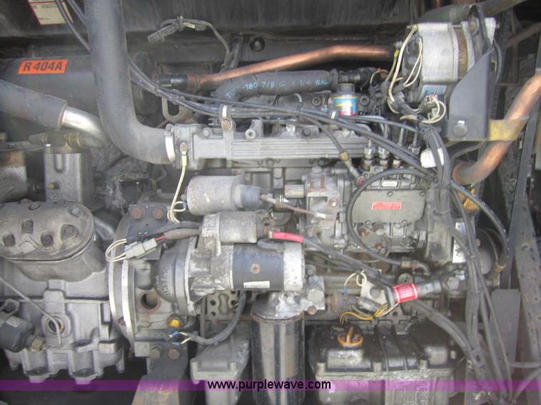 image for item 3773 2002 Wabash 53' reefer van trailer