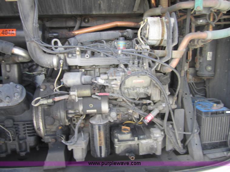 image for item 3774 2002 Wabash 53' reefer van trailer