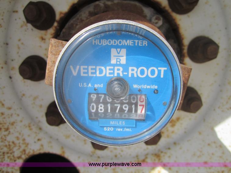 image for item 3776 2001 Great Dane 53' dry van trailer