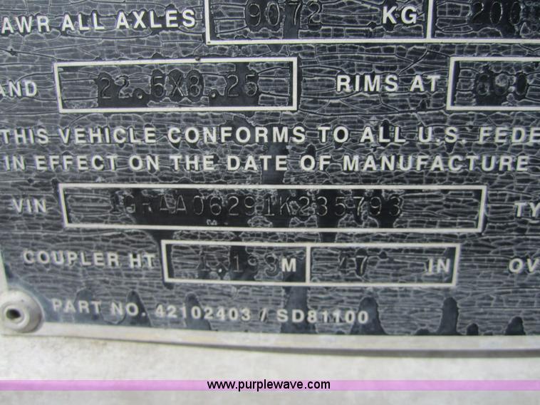 image for item 3776 2001 Great Dane 53' dry van trailer