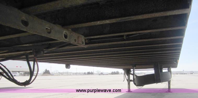 image for item 3781 2001 Great Dane 53' dry van trailer