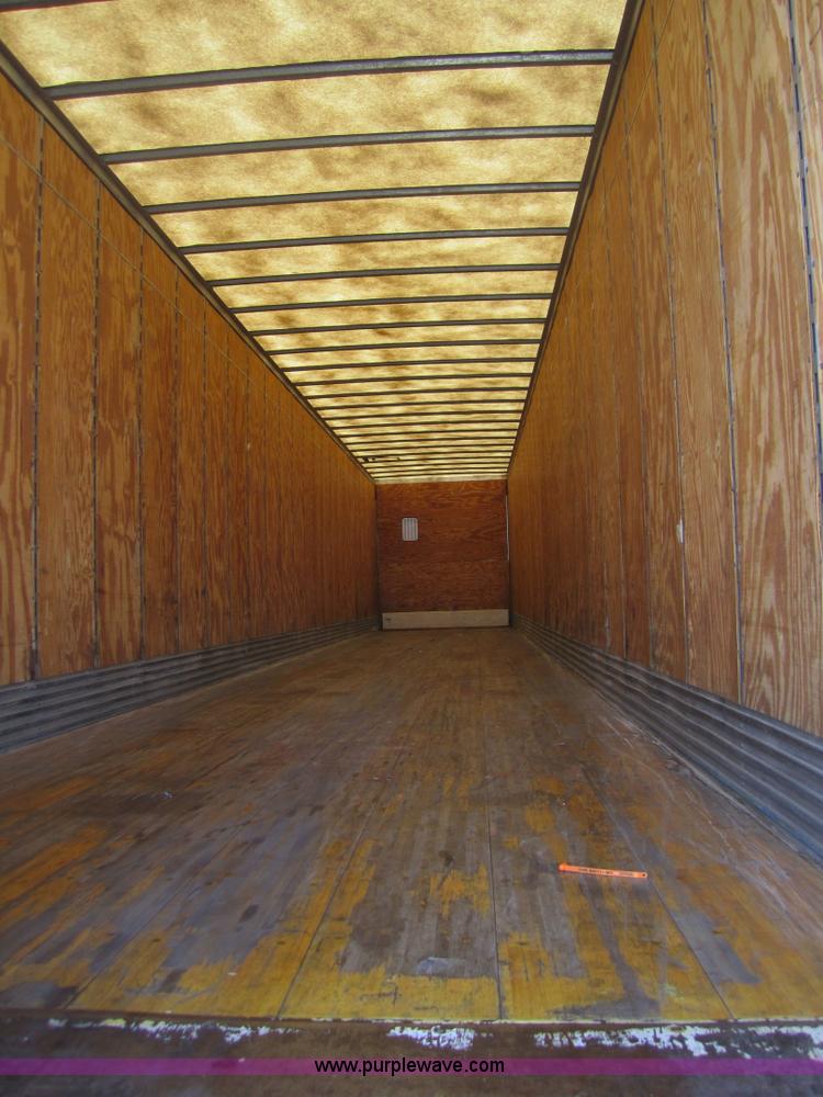 image for item 3781 2001 Great Dane 53' dry van trailer