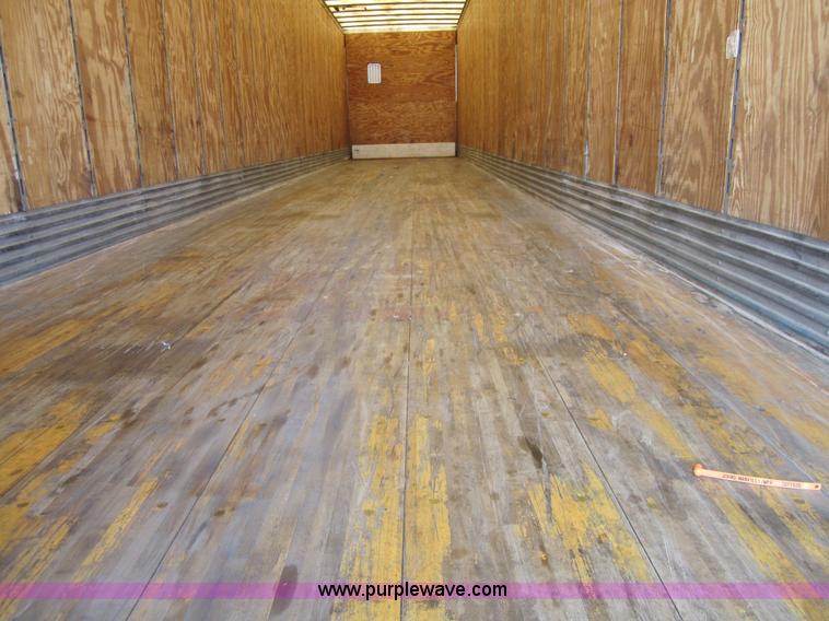 image for item 3781 2001 Great Dane 53' dry van trailer