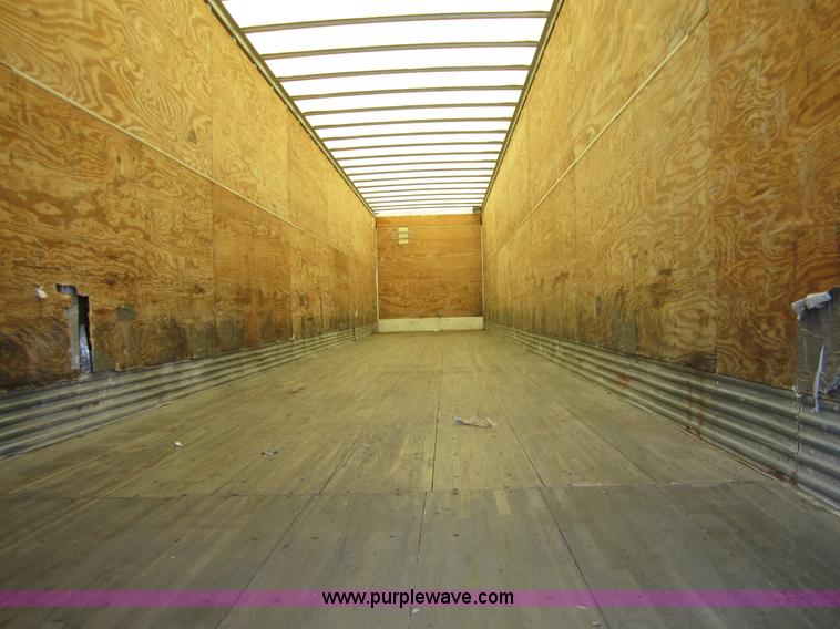 image for item 3782 1999 Great Dane 53' dry van trailer