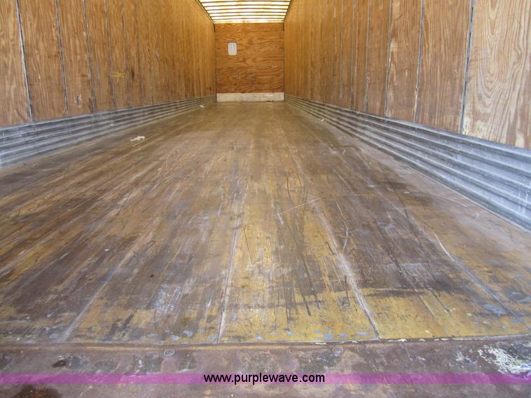 image for item 3783 2001 Great Dane 53' dry van trailer