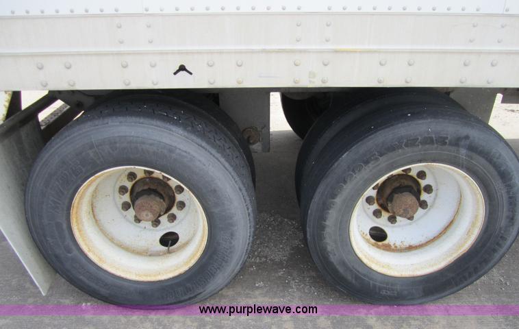 image for item 3784 2001 Great Dane 53' dry van trailer
