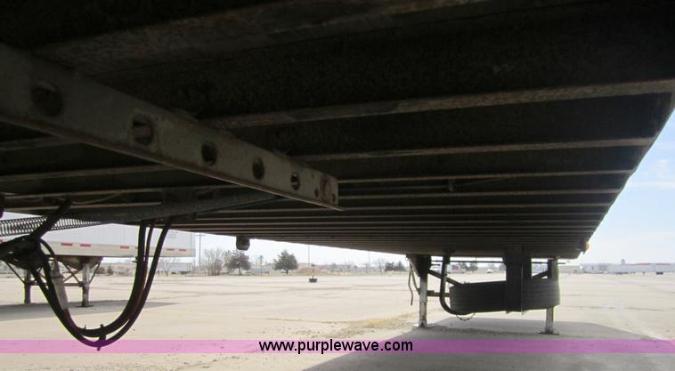 image for item 3784 2001 Great Dane 53' dry van trailer