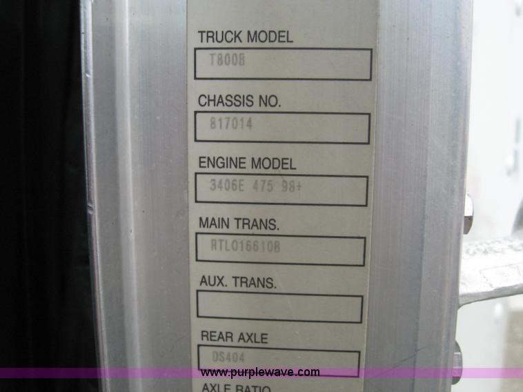 image for item 4442 1999 Kenworth T800 semi truck