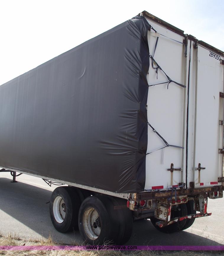 image for item 5585 1986 Fruehauf 48' semi trailer