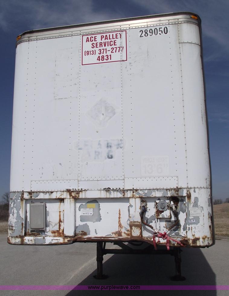 image for item 5585 1986 Fruehauf 48' semi trailer