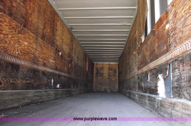 image for item 5585 1986 Fruehauf 48' semi trailer