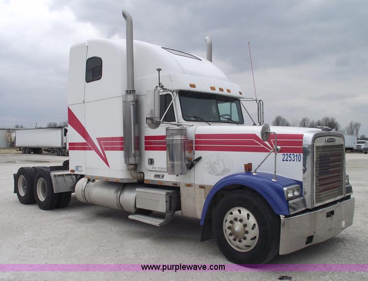 image for item 5756 2000 Freightliner FL132 Classic XL semi truck