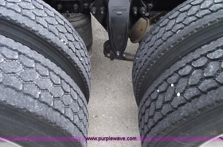 image for item 5756 2000 Freightliner FL132 Classic XL semi truck