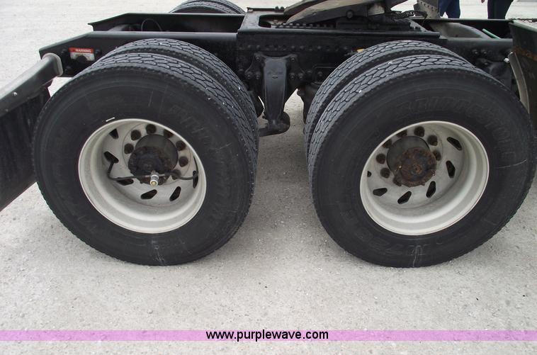 image for item 5756 2000 Freightliner FL132 Classic XL semi truck