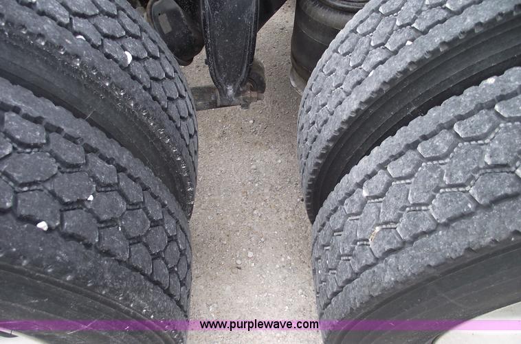 image for item 5756 2000 Freightliner FL132 Classic XL semi truck