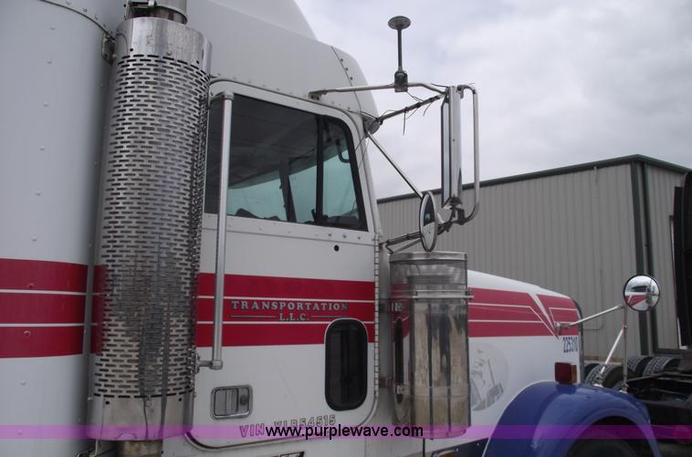 image for item 5756 2000 Freightliner FL132 Classic XL semi truck