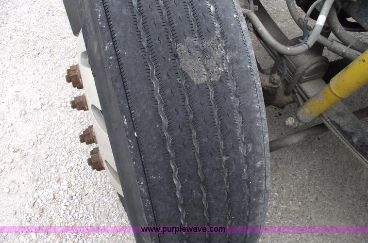 image for item 5756 2000 Freightliner FL132 Classic XL semi truck