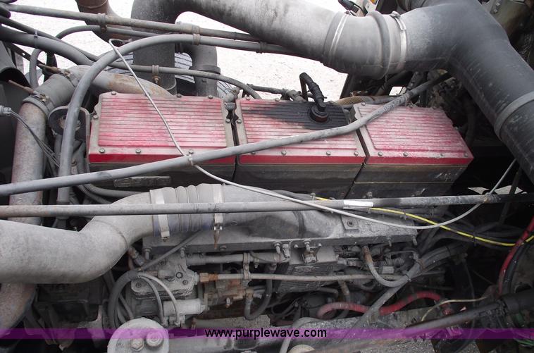 image for item 5756 2000 Freightliner FL132 Classic XL semi truck