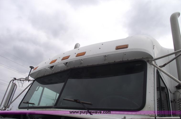 image for item 5756 2000 Freightliner FL132 Classic XL semi truck