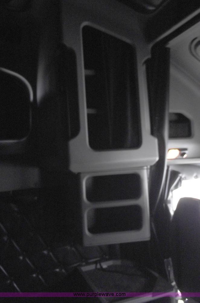 image for item 5756 2000 Freightliner FL132 Classic XL semi truck