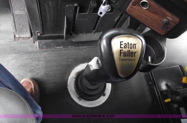 image for item 5756 2000 Freightliner FL132 Classic XL semi truck