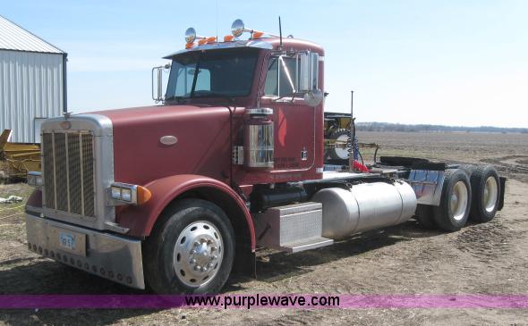 image for item 5944 1995 Peterbilt 378 semi truck