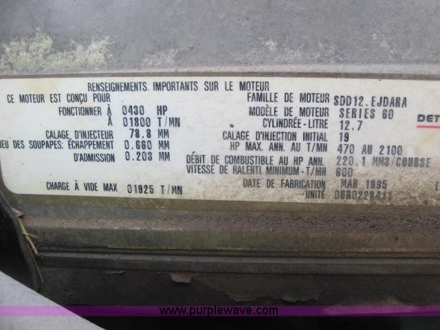 image for item 5944 1995 Peterbilt 378 semi truck