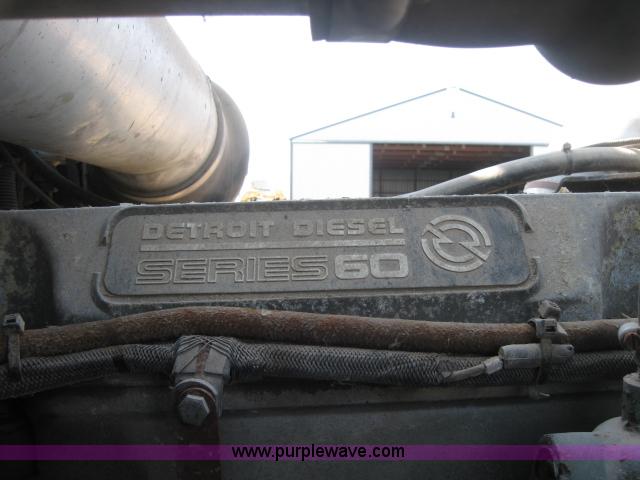 image for item 5944 1995 Peterbilt 378 semi truck