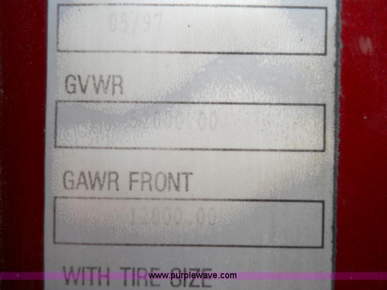 image for item 7822 1998 Kenworth T2000 semi truck