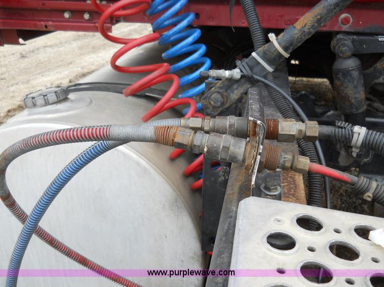 image for item 7822 1998 Kenworth T2000 semi truck