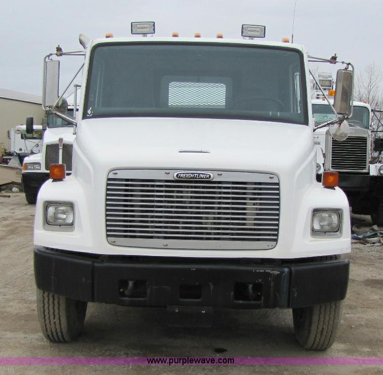 image for item 8415 1999 Freightliner FL80 Contractor dump bed truck