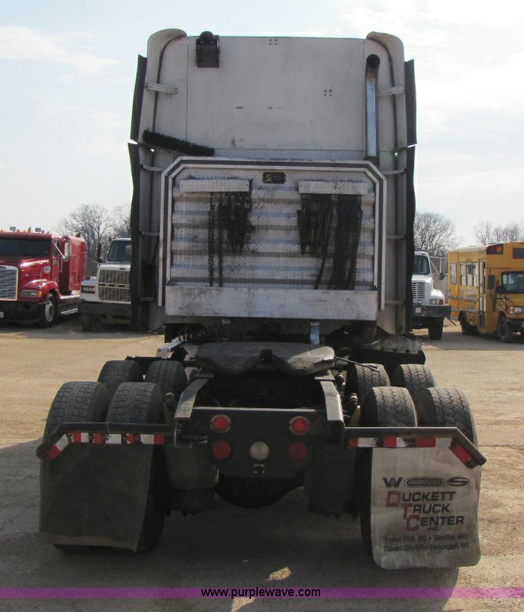 image for item 8417 1999 Freightliner FLC120 Century Class semi truck