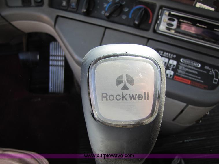 image for item 8417 1999 Freightliner FLC120 Century Class semi truck