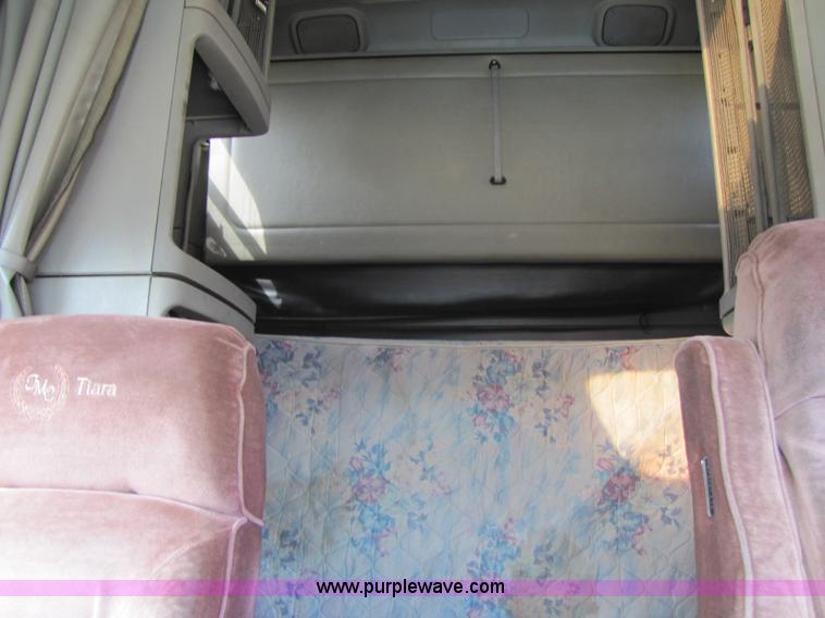 image for item 8417 1999 Freightliner FLC120 Century Class semi truck