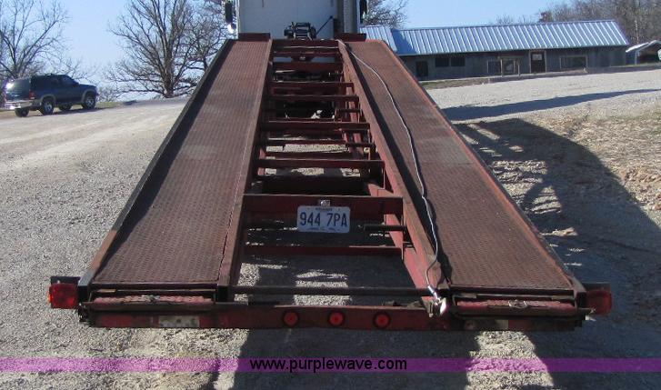 image for item 8444 1997 Beatrice Motor 53' Wedge car hauler