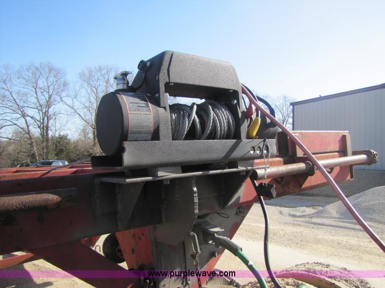 image for item 8444 1997 Beatrice Motor 53' Wedge car hauler