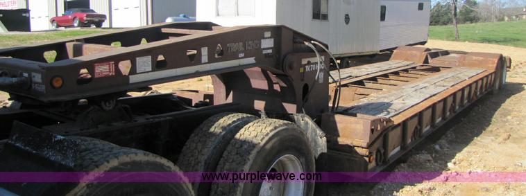 image for item 8446 1994 Trail King TK70HDG low-boy trailer