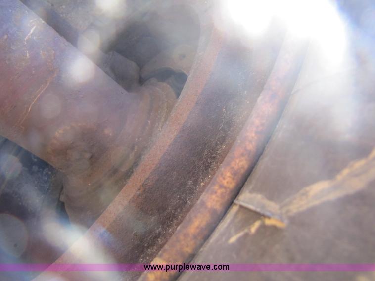 image for item 8446 1994 Trail King TK70HDG low-boy trailer