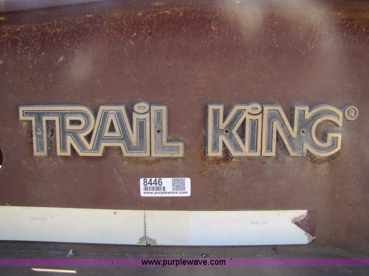image for item 8446 1994 Trail King TK70HDG low-boy trailer