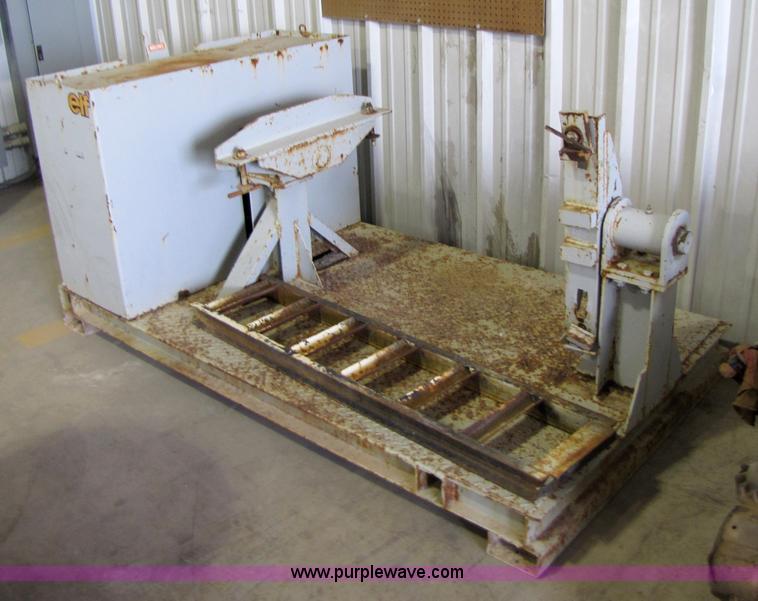 image for item 1009 Heavy duty engine stand