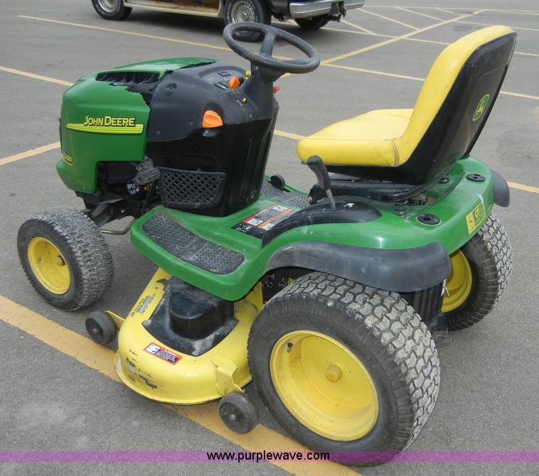 image for item 2320 John Deere L130 riding lawn mower