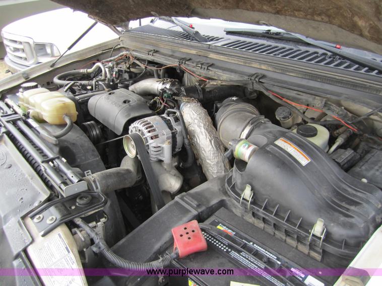 image for item 3069 2000 Ford F550 XL Super Duty pickup truck cab and chassis