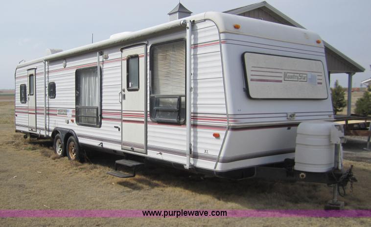 image for item 3070 1991 Kountry Star 35' camper