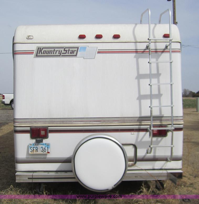 image for item 3070 1991 Kountry Star 35' camper